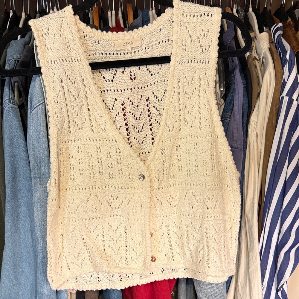 OZMA Caro Ivory Knit Sleeveless Vest M